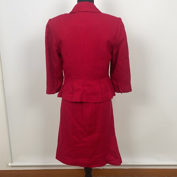 White House Black Market suit jacket and skirt. - Picture 7 of 14